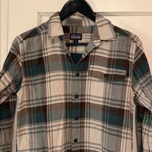 Patagonia Women’s Organic Cotton Plaid Button-Down — Teal, Brown & Cream